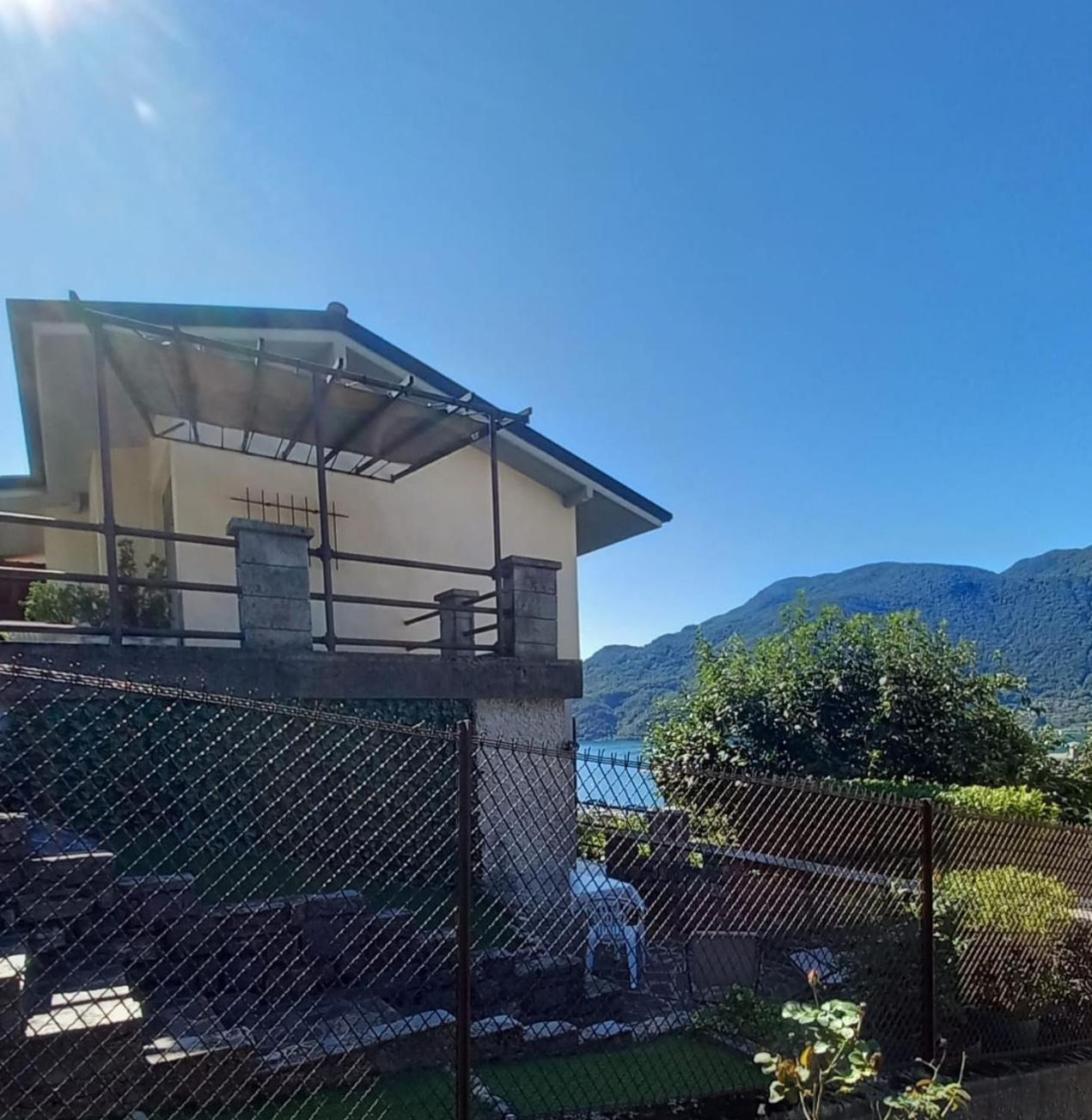 Lake And Guzzi View - Holiday Home Mandello del Lario Exterior foto