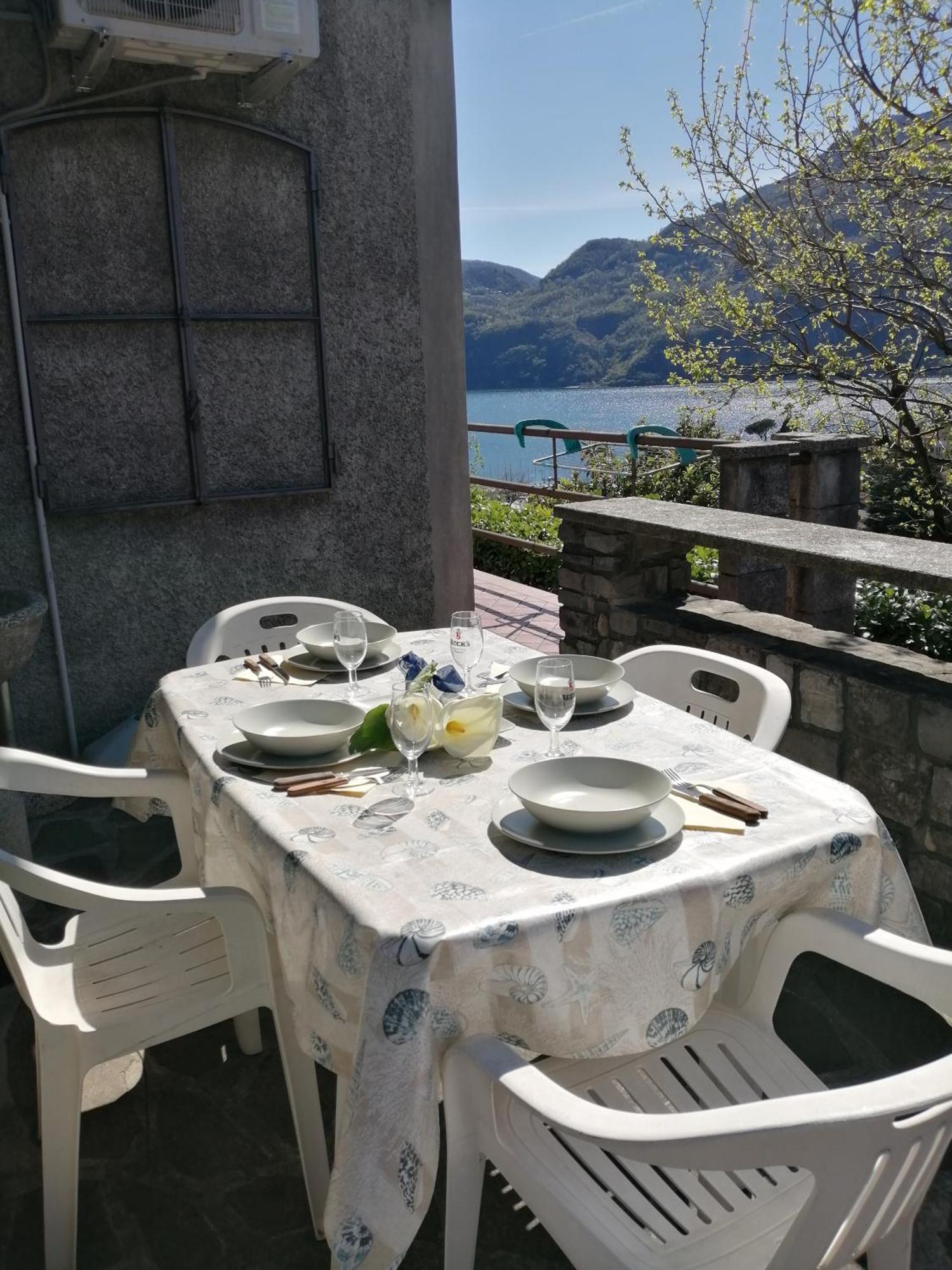 Lake And Guzzi View - Holiday Home Mandello del Lario Exterior foto
