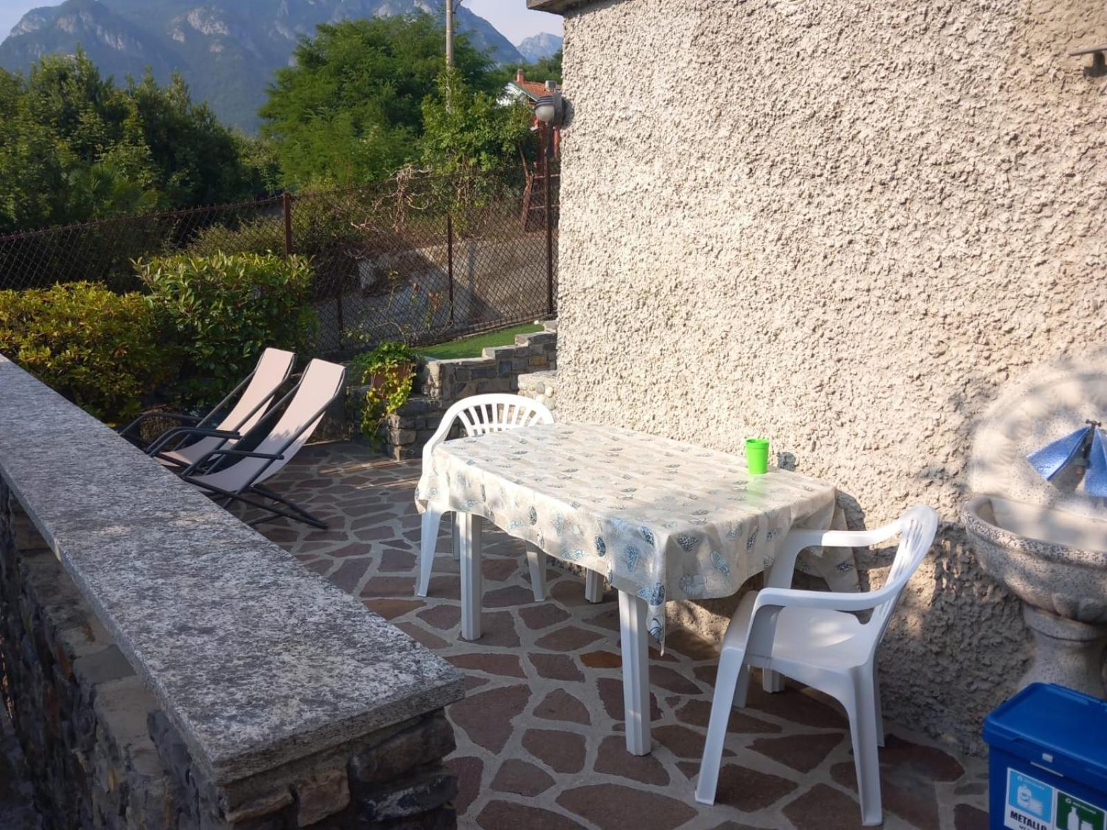 Lake And Guzzi View - Holiday Home Mandello del Lario Exterior foto
